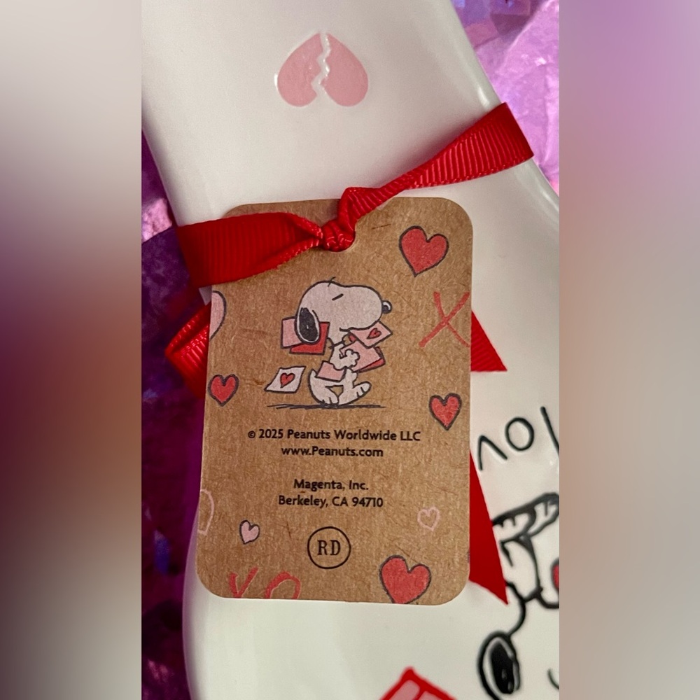 Rae Dunn Peanuts Snoopy Lovesick   Spoon Rest with Red Hearts 💔 - Picture 4 of 10